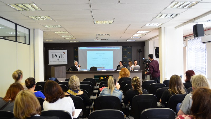 Exposição foi feita na última quinta-feira no auditório da PGE