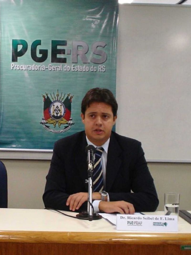 dr-ricardo-2007.jpg